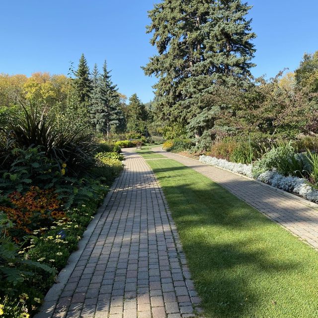 Assiniboine Park and the English Garden 