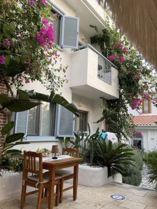 Kassandra Boutique Hotel 🏙️