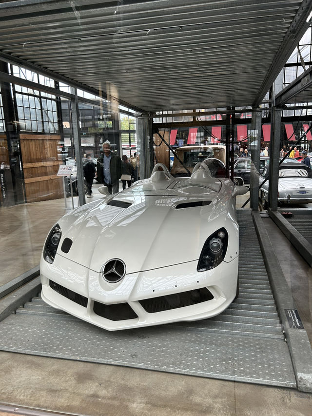 Car museum 