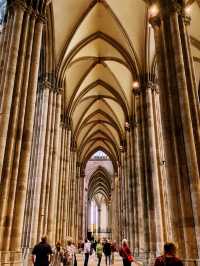 ☀️💸 Summer Budget Trip to Cologne — Explore Without Breaking the Bank!