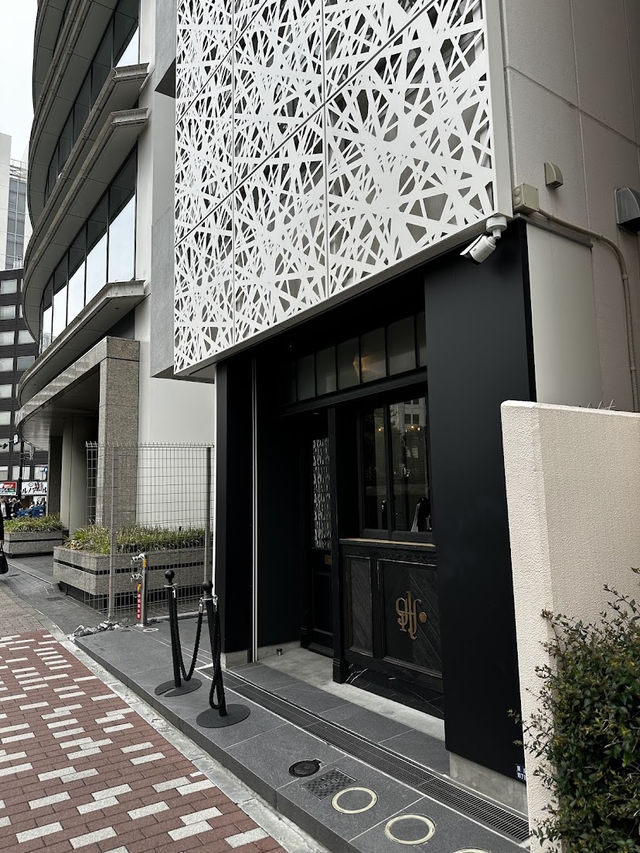 Glitch Coffee & Roasters Ginza, A Specialty Coffee Experience in Tokyo 