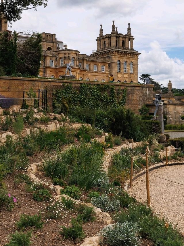 🏰 Blenheim Palace – Britain’s Baroque Masterpiece & Churchill’s Birthplace