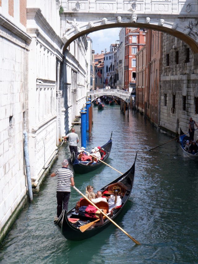 รีวิว Bridge of Sighs เสียงถอนใจแห่งเวนิส