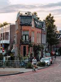 🏰🚲 “Hidden Canals & Timeless Charm: A Day in Utrecht” 🇳🇱