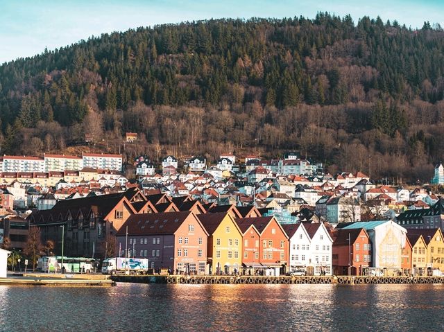 🎄Bergen – Norway’s Fairytale Port Town with Fjord Charm 🎁