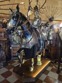 🍁 Warwick Castle – Autumn Magic Around Ancient Walls 🏰✨