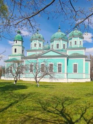 💙 Turquoise Gem: Exploring Saint Nicholas Church in Atiusha, Ukraine 🇺🇦