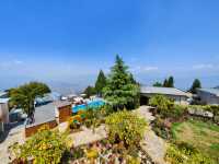 Nepal's top luxury resort, stunning scenery.