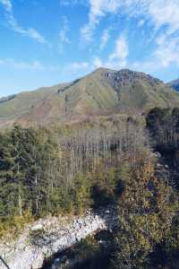 雅安孟獲城萬畝高山草甸，正值秋