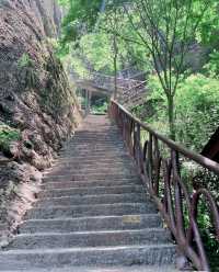 穿岩十九峰：小眾景點打卡，徒步爬山好去處！