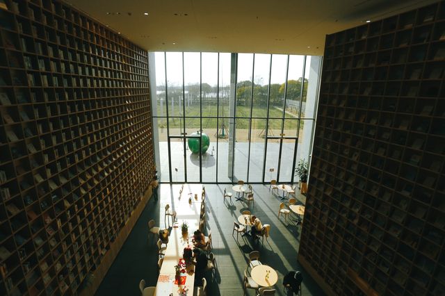 小眾遛娃地|觀展看書兩不誤 小眾遛娃地|觀展看書兩不誤