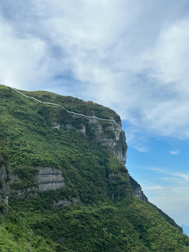 去不了新疆就去湘西的八面山吧