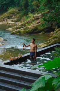 In Chengdu, one cannot find a second hot spring like this, brimming with the charm of nature🌳.