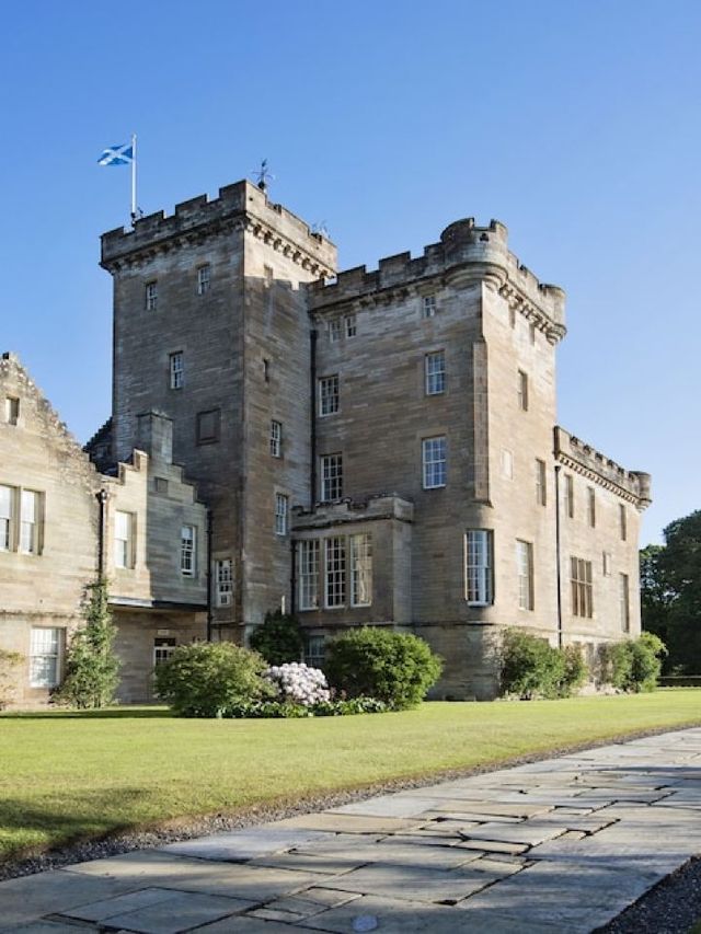 🏰✨ Enchanting Escapes: Glenapp Castle, UK 🌳🛏️