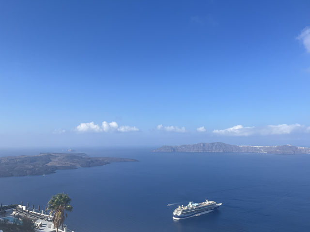 希臘愛琴海最浪漫的聖托里尼島的日與夜～。