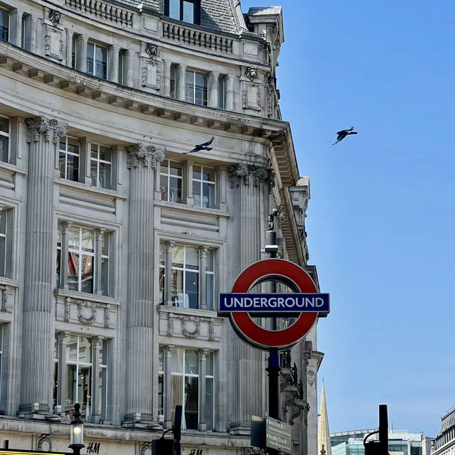 CITY Stroll surrounding with local captured 