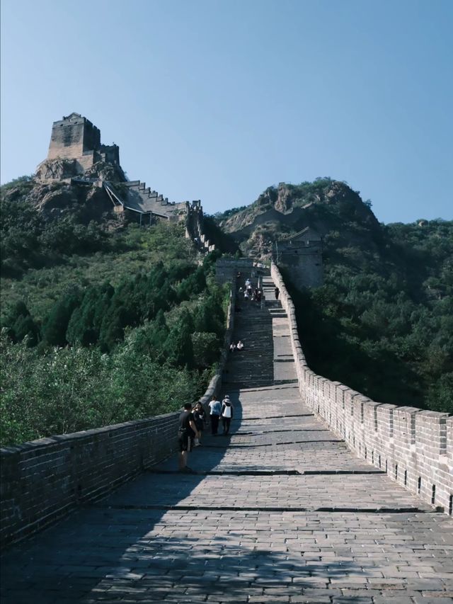 《角山長城：天下第一關的左臂》。