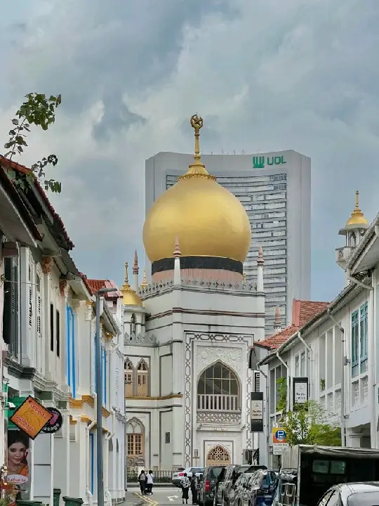 走進充滿異國風情的蘇丹回教堂