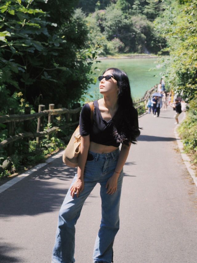 周末在大山裡拍照露營兩不誤。