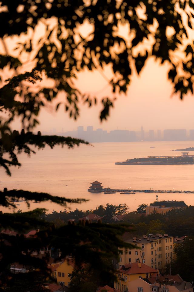 動漫裡走出來的城市，青島的浪漫有萬平米…
