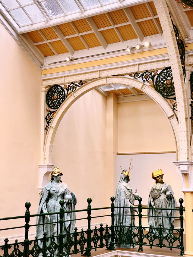 邂逅伯明翰：在博物館&美術館，觸摸歷史，品味都市風情