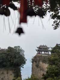 綿陽周邊遊｜竇圌山、武都鎮一日遊，登高望遠，祈福觀奇