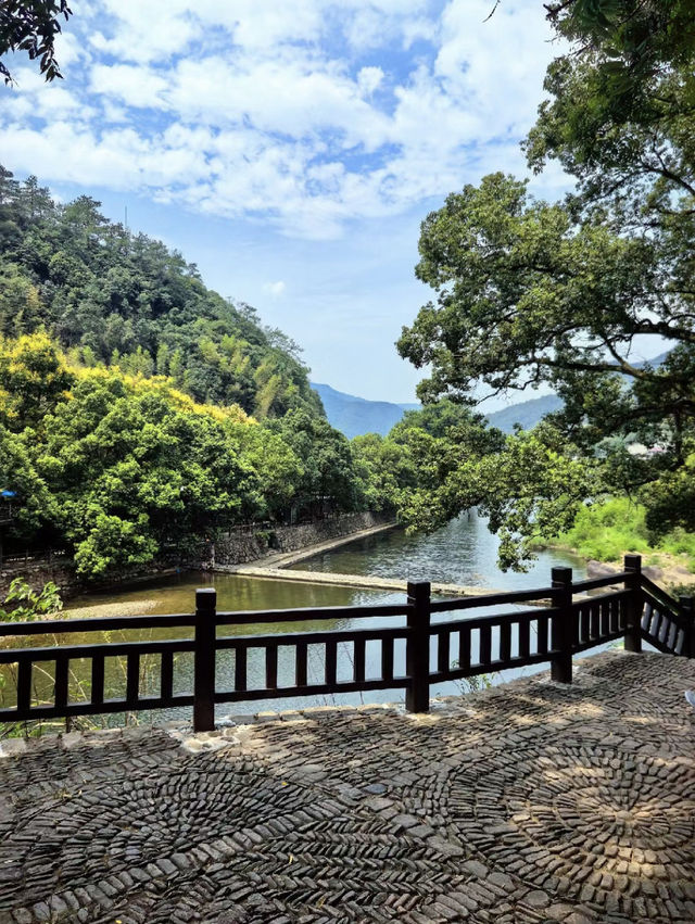 杭州市區兩小時內直達，這個嚴重被低估的寶藏小城