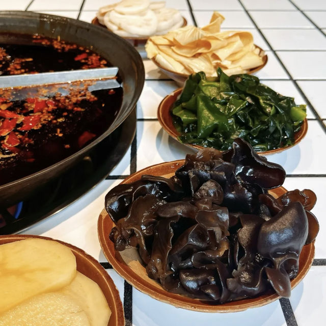 重慶火鍋｜長得乖，吃“該歪”，第一次來吃，味道不錯