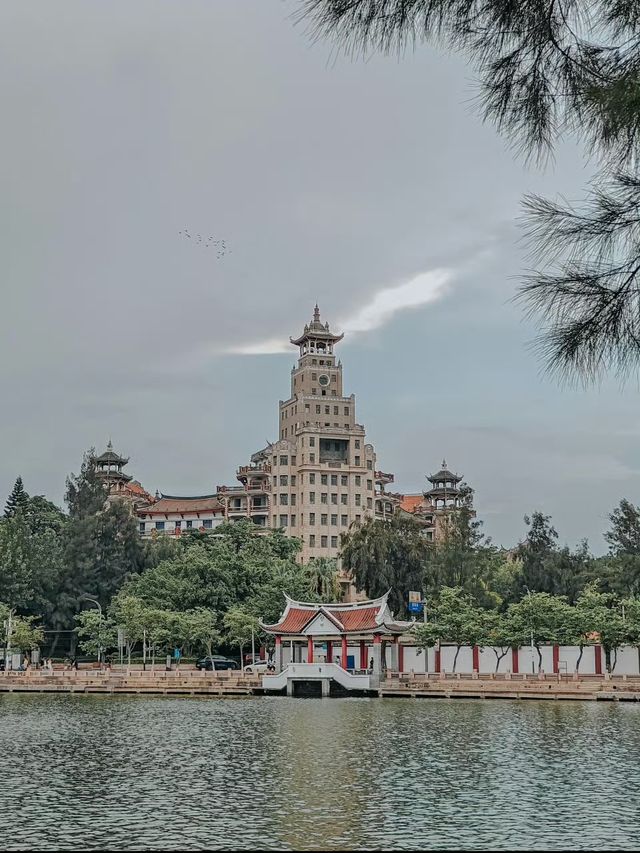 住錦江之星，邂逅嘉庚建築之美