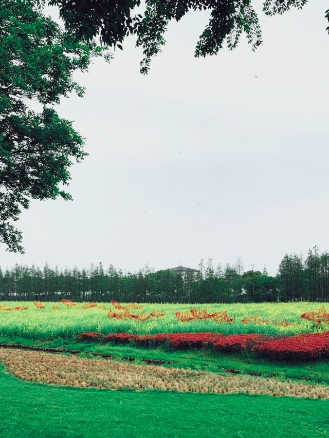 湖州擁有豐富嘅文化景觀，係休閒旅遊嘅理想目的地。
