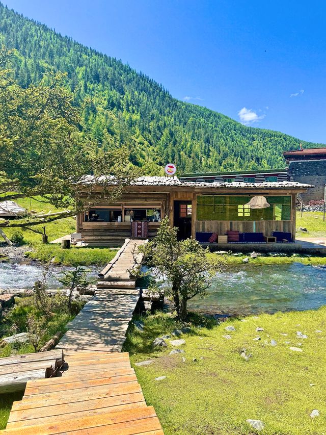 唔喺瑞士...甲根壩伊甸園，溪流邊嘅童話！