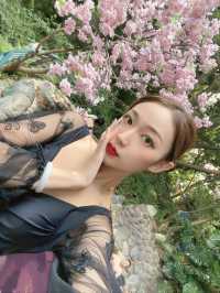 同閨蜜去彌勒東風韻，景色好有復古feel，閨蜜身材依然風韻猶存