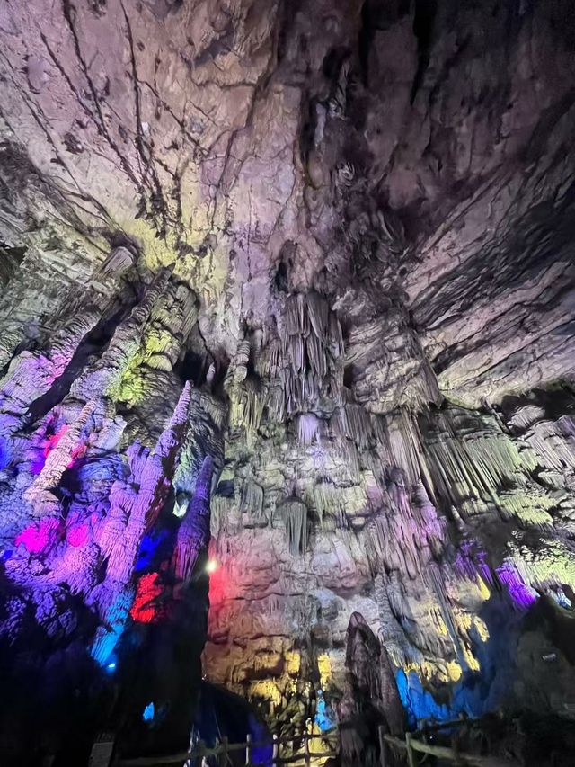 德江溶洞·隱居老人嘅地下桃源