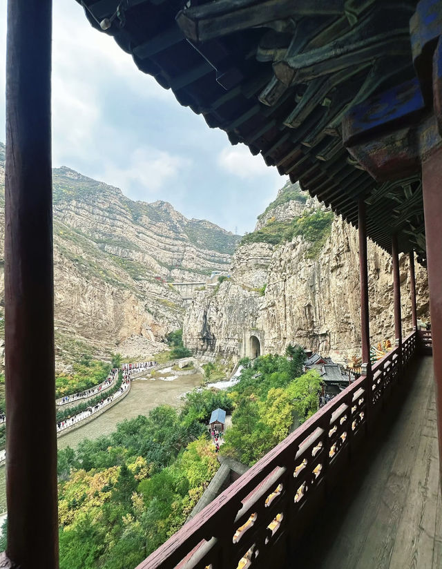 千年古寺懸空奇觀