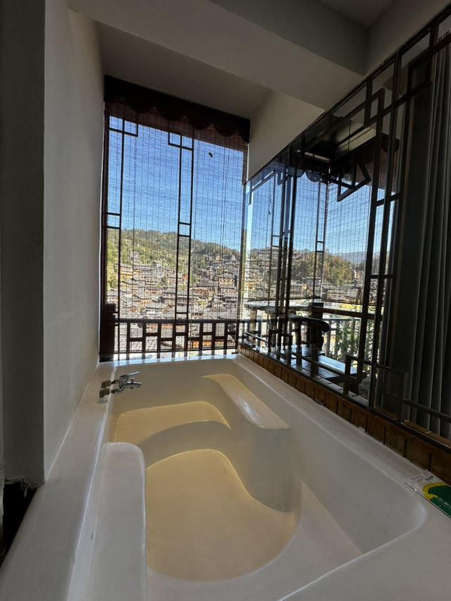 來千戶苗寨住這吧!297!躺看千戶吊腳樓 來千戶苗寨住這吧!297!躺看千戶吊腳樓