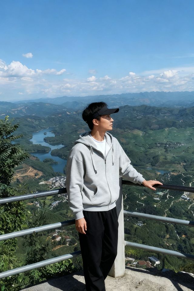 雲海之巔，心之所向：玉皇頂療癒之旅