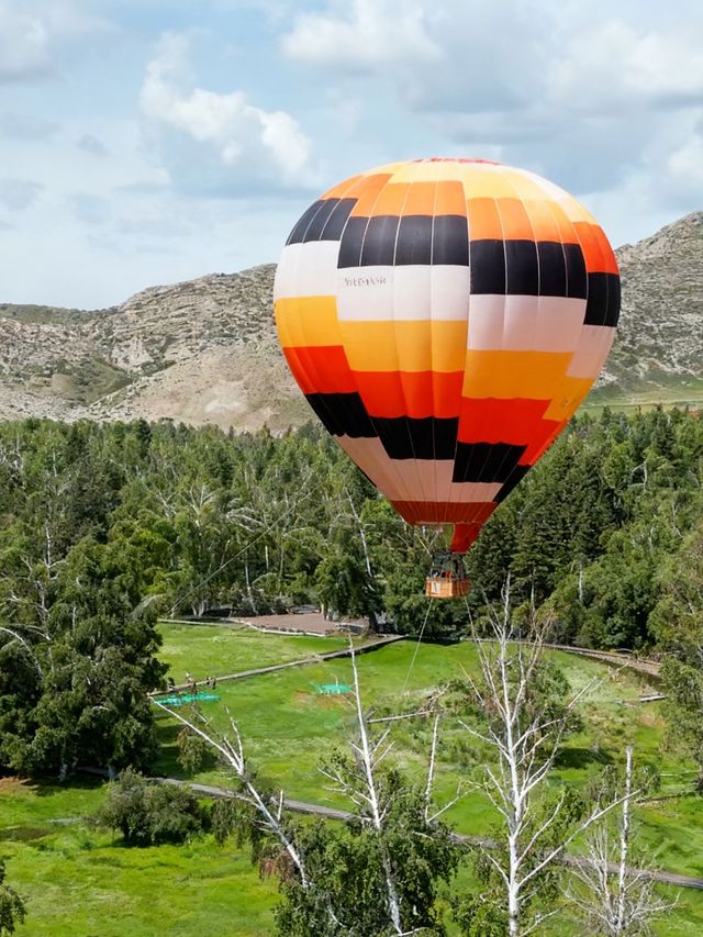 闖進神明打翻的調色盤|可可託海的一天 闖進神明打翻的調色盤|可可託海的一天