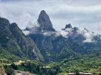 扎尕那很美,扎尕那很塞車