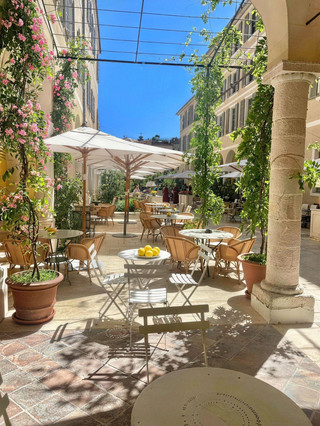 Nice! The No.1 Monastery Hotel in Southern France in my heart