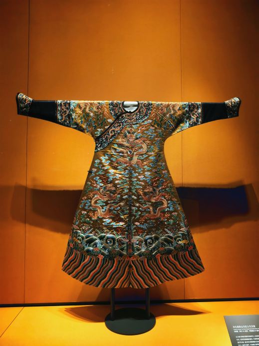 故宮の文物を間近で見られる「清代帝后服飾展」が最高すぎました