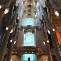 สุดยอดมหาวิหาร la sagrada familia แห่ง สเปน