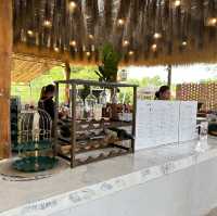 ภูสิตาคาเฟ่ แอนท์ บริทโตร