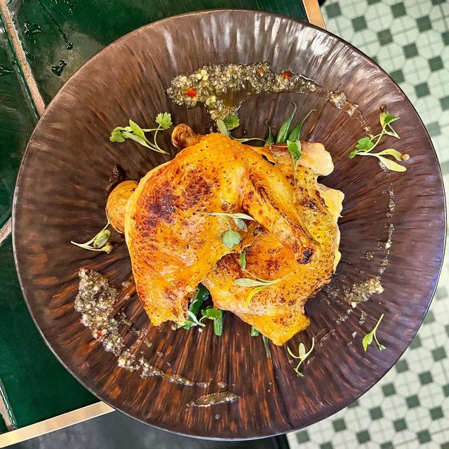 港式懷舊風嘅泰式菜館