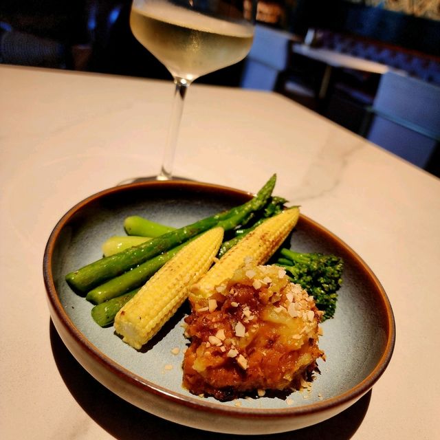 輕輕鬆鬆吃個高質牛排午餐
