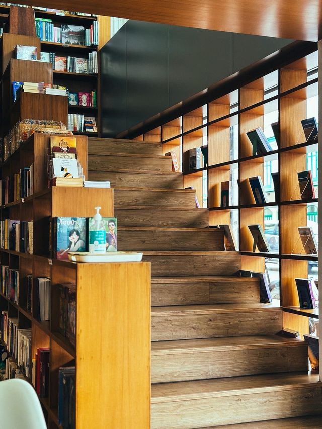 📸 รีวิว : Burapa Coffee ☕️ #คาเฟ่กรุงเทพ