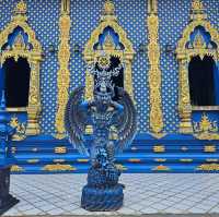 วัดร่องเสือเต้น วัดสวยสีน้ำเงิน จ.เชียงราย