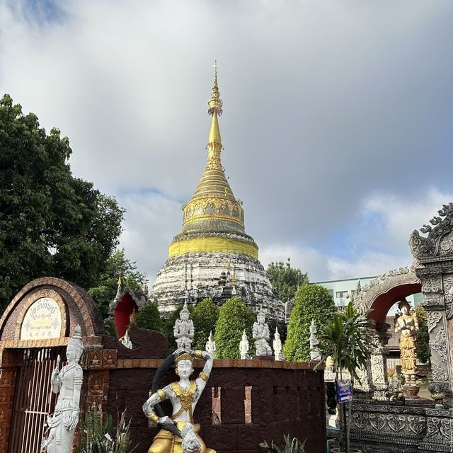 • วัดบุพพาราม ในจังหวัดเชียงใหม่🛕✨