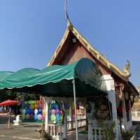 ไหว้พระที่วัดมงคล จังหวัดน่าน