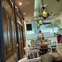 Chill @ Indo vibes popular cafe @ airport