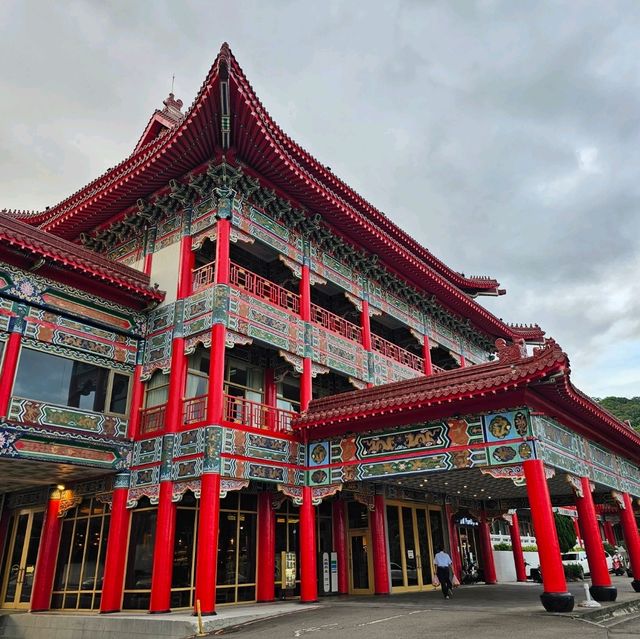 台灣風水寶地上的圓山飯店👍